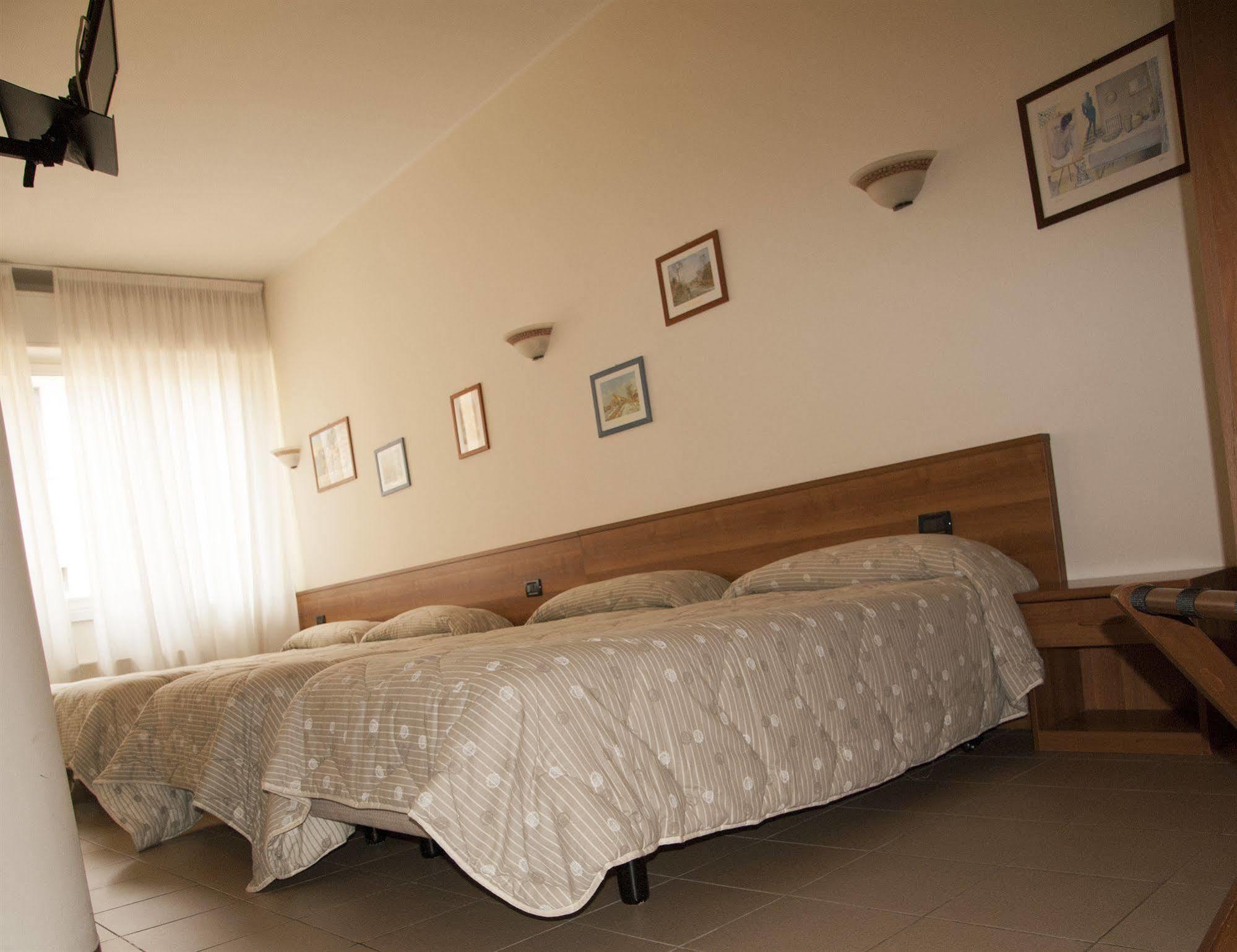 Hotel Marinoni Λομάτζο Εξωτερικό φωτογραφία